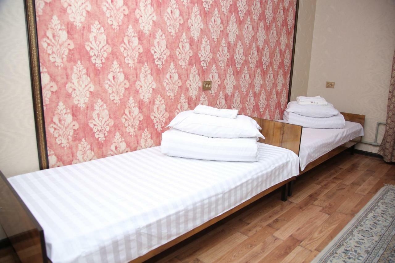 Medi Guest House Ош Экстерьер фото